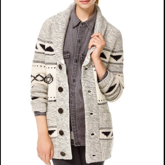 Sold Aritiza | Northwest Lambswool Sweater - Picture 2 of 11